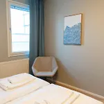 Stylish 2-bedroom Family Apt. With Sauna And Parking *