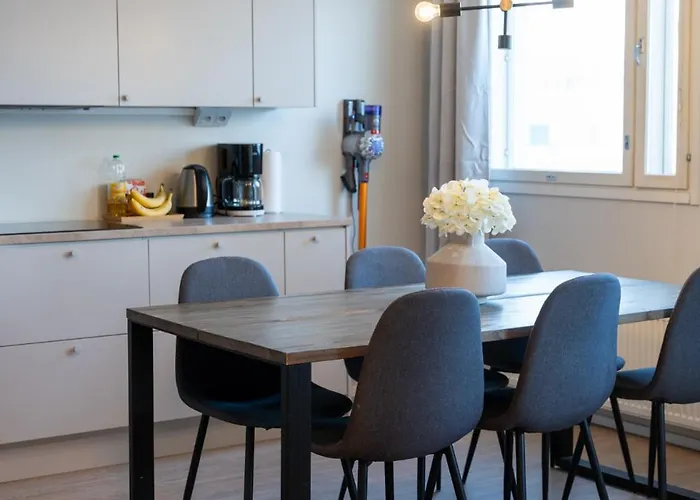 Stylish 2-bedroom Family Apt. With Sauna And Parking * Helsinki