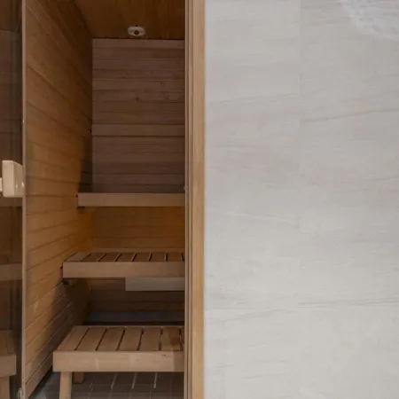 Apartamento Stylish 2-bedroom Family Apt. With Sauna And Parking Helsínquia